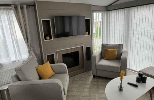 Jabbeke Ski Chalet | Vakantiepark Klein Strand - Luxe Chalet 4p