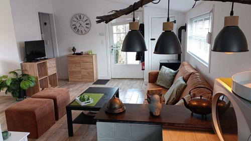 Jabbeke Ski Chalet | Vakantiepark Klein Strand - Luxe Houten Chalet