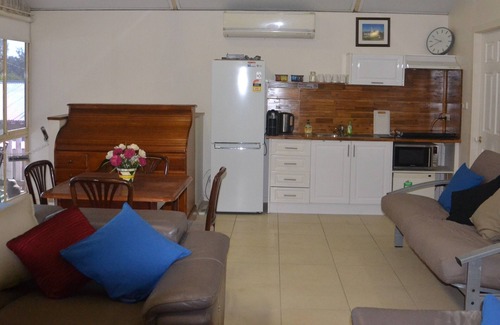 Cessnock Apartment | Vale View @ Cessnock - Unit 2 in the Hunter Valley Dog friendly Cessnock NSW