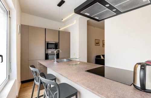 Cisano Apartment | Valeria Apartment