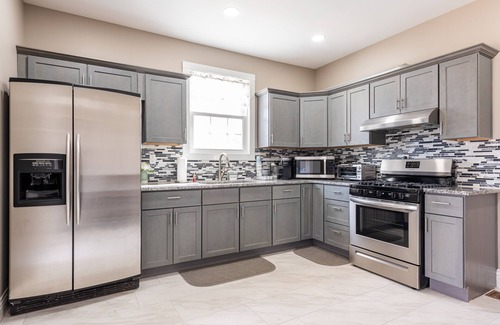 Buechel House | Valhalla View Home-Minutes to Golf Course-Perfect for Golfers, Horses, Trailers