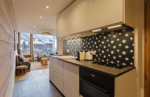 Chamonix City Centre Apartment | Vallée Blanche · Central 4pax Vue Mt Blanc Parking Savoy 400m