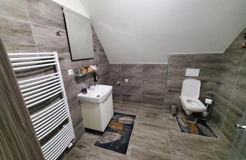 Malacky House | VALLA penzión & reštaurácia