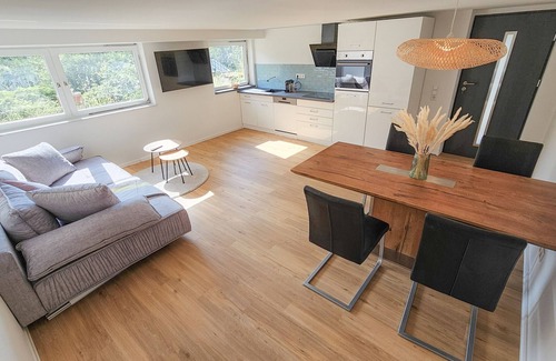 Bestwig Apartment | Valley chalet with sauna and mountain views