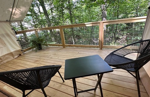 Cuyahoga Falls RV Rental | Valley Overlook, Peninsula, Ohio - Glamping Tent with Outdoor Deck, S2
