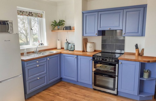 Saint Goran Cottage | VALLEY VIEW, pet friendly, with a garden in Mevagissey