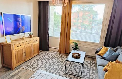 Raisio Apartment | Valoisa yksiö parvekkeella