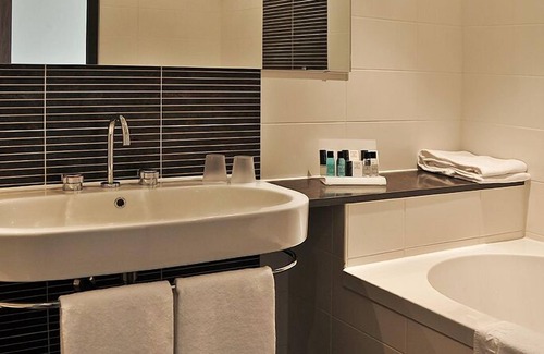 Ijsselmonde Hotel | Van der Valk Hotel Ridderkerk
