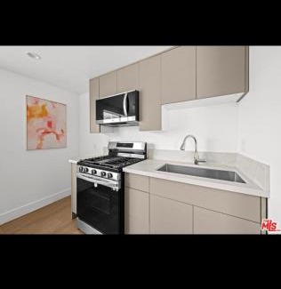 Lake Balboa House | Van Nuys Charming JDU!