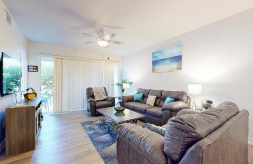 Vanderbilt Beach Apartment | Vanderbilt Villas