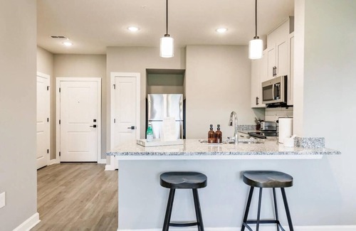 Fort Myers Apartment | Vantage 2BD 7 - Two Bedroom Apartment, Sleeps 4