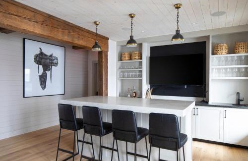 Crested Butte Hotel | Vaquera House