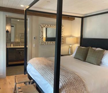 Crested Butte Hotel | Vaquera House