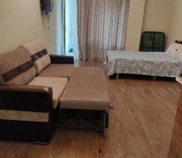 Akhaltsikhe Apartment | vardı hous 17