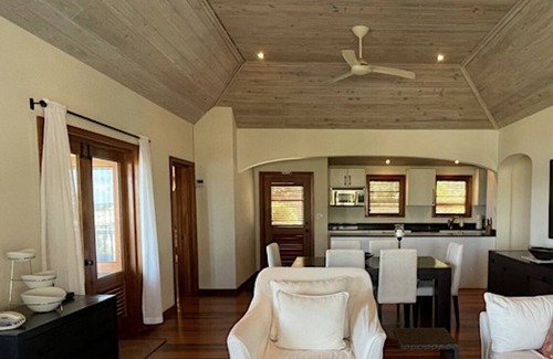 Willikies Villa | Vashay’s vacation pad/beauty in the sun