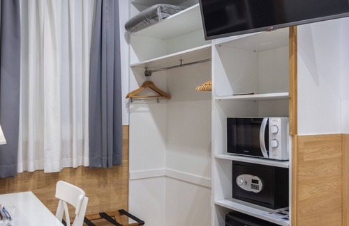 Sant Francesc Hostel | Venecia Plaza Centro Hotel