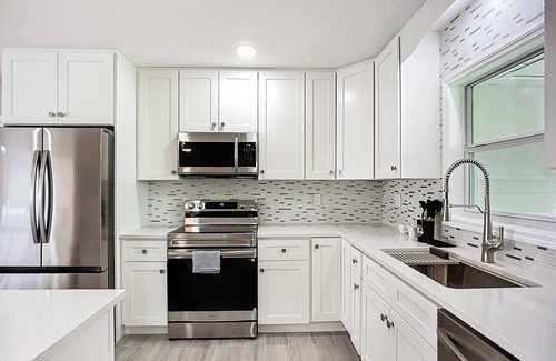 South Venice House | Venice Paradise: Beach & Fossil Fun