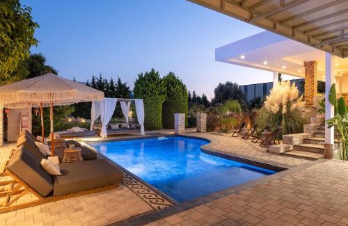 Petaloudes Villa | Vento Imperiale Estate