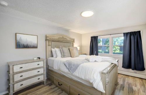 Colorado Springs Apartment | Vermijo Cottage Cozy Retreat Near OCC & Downtown