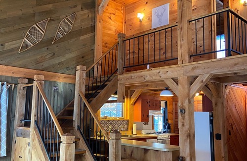 West Dover Ski Chalet | Vermont outdoor getaway near Wilmington and beautiful Mt. Snow.