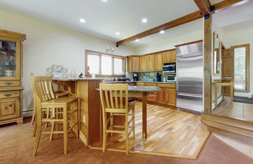 Ludlow House | Vermont Serenity By Okemo 5 Bedroom Home