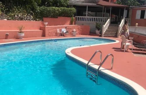 Mango Walk Hotel | Verney House Resort