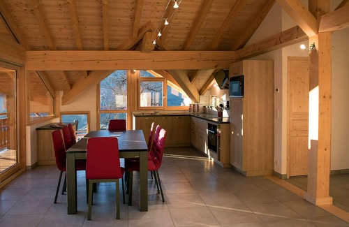 Bourg-Saint-Maurice Ski Chalet | Very beautiful chalet, near Les Arcs ski area, 10 people, 140 m2