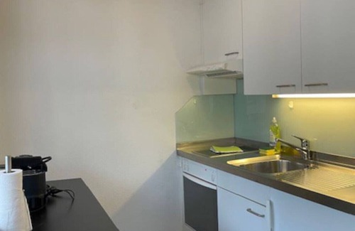 Hochschulen Apartment | Very central studio (Art 3)