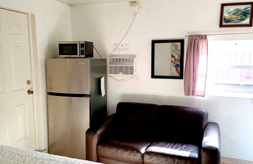 Little Ranches Apartment | Very clean and comfortable 1 bedroom 1 bathroom