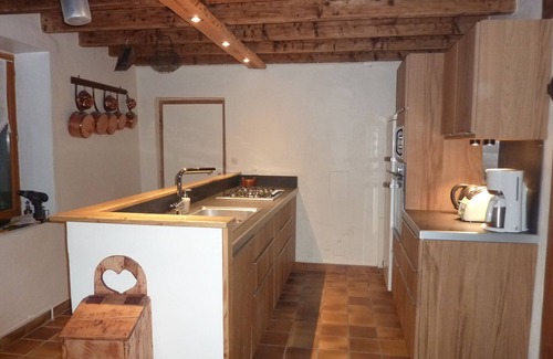 Saint-Jean-de-Couz House | Very comfortable 160m² house for 7 people and 2 babies, pets allowed