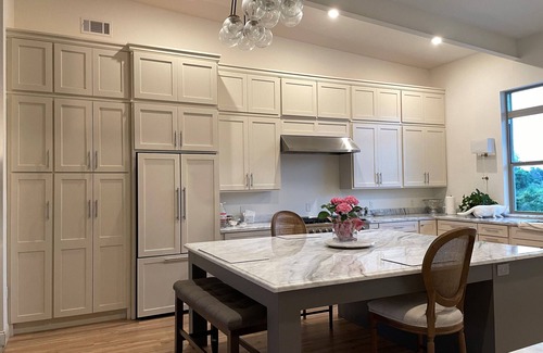 Giddings House | Very convenient, beautiful home with great restaurants within walking distance