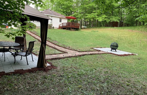 Alanson Cabin | Very Cozy Hilly Hideaway Cabin near Petoskey, Boyne Falls, Harbor Springs