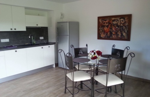 Le Dramont Apartment | Very nice apartment, sea view, front of the beach