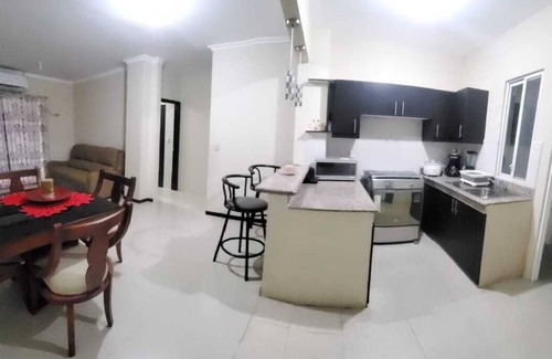 Samborondon Apartment | Very nice apartment close to airport. Safe with gated community