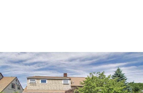 Levittown House | Very peaceful bedroom with separate bathroom and entrance