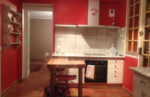 Castelmoron-sur-Lot House | Very pretty house in the village, overlooking the Lot, quiet, flowered garden terrace