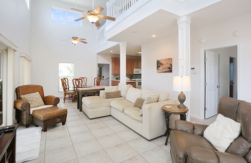 Indian Pass House | Very Private, Great Views, Secluded Area ~ Beach Please