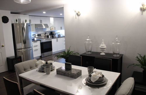 Downtown Gatineau Apartment | Very spacious 3 bedroom apartment located in luxury home in Gatineau