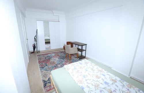 Kadikoy Apartment | Vesta 2