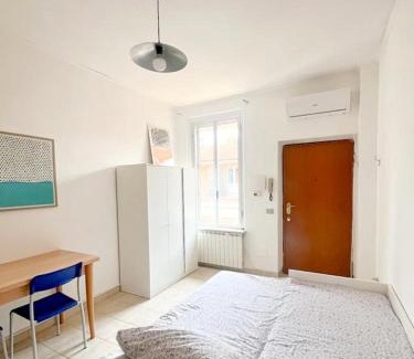 Ponte Nuovo Apartment | Via Meucci apartment