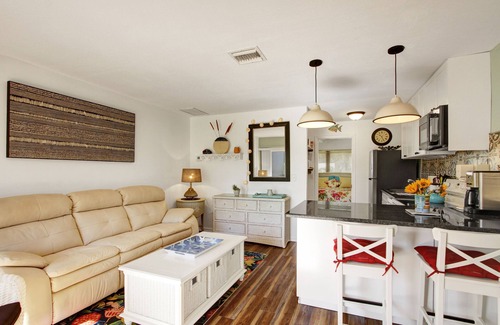 The Meadows Condo | Vibrant 1bed/1bath Golf Course Front in the Meadows