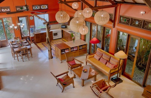 Denpasar Timur Villa | Vibrant Soulful Bali Home for Short Term Rent