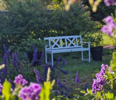 Greenmount Bed & Breakfast | Vibrant & Vintage B & B