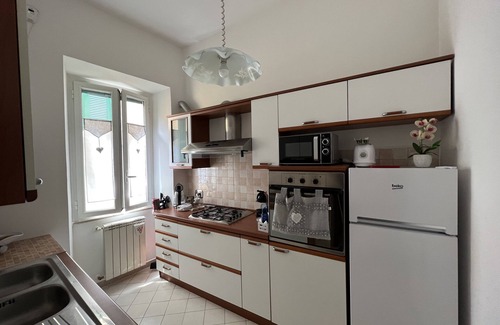 Velletri Apartment | VICOLO CORTO Historic Center Relax & Home-Office