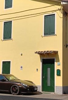 Castelnuovo del Garda House | Vicolo Mincio Home