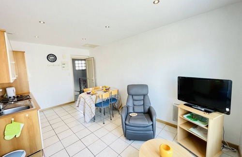 Forges-les-Bains Apartment | Victor Hugo : Apartment 300 meters from the thermal baths