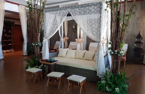 Kawthaung Resort | Victoria Cliff Nyaung Oo Phee Island