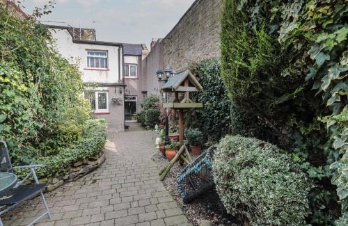 Amble House | Victoria Cottage