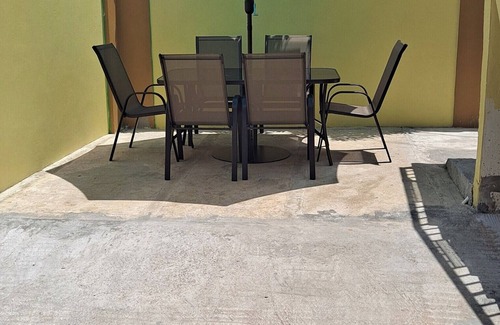 Trinidad Apartment | Victoria's Place Unit B, Charming 2-bedroom apartment with AC, WiFi