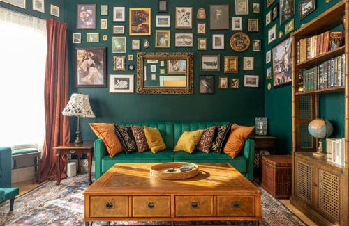 Crockett House | Victorian House-30 mins to Napa & SF, Free Pets!